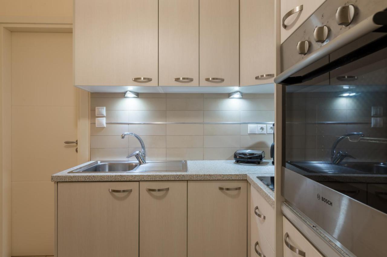 Rouchotas Apartments アルゴストリオン エクステリア 写真