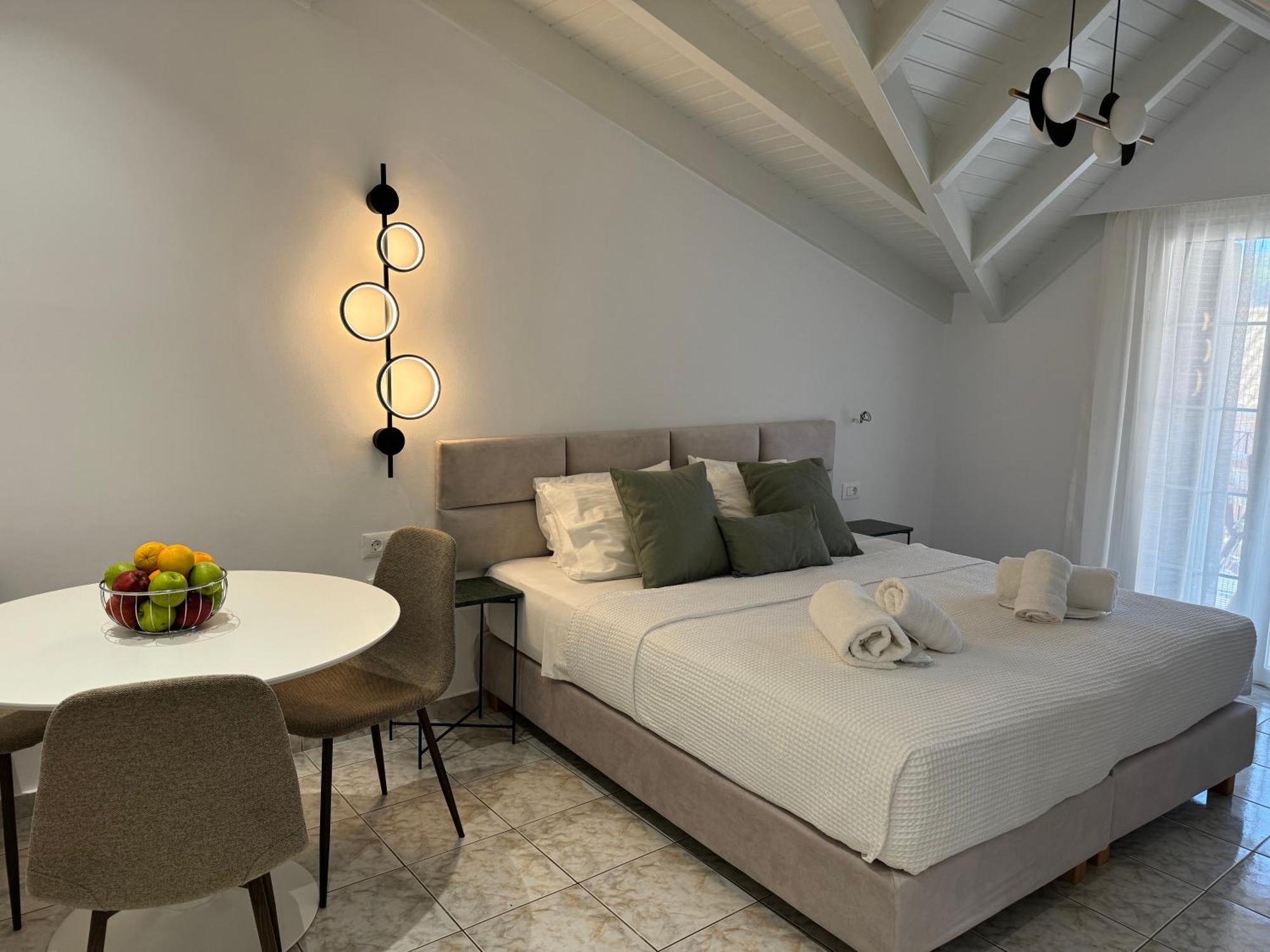 Rouchotas Apartments アルゴストリオン エクステリア 写真