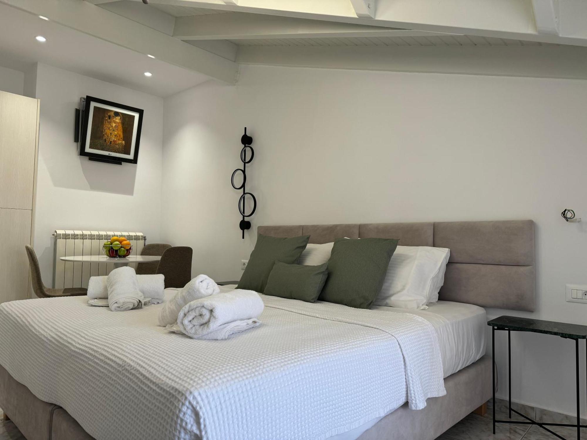 Rouchotas Apartments アルゴストリオン エクステリア 写真